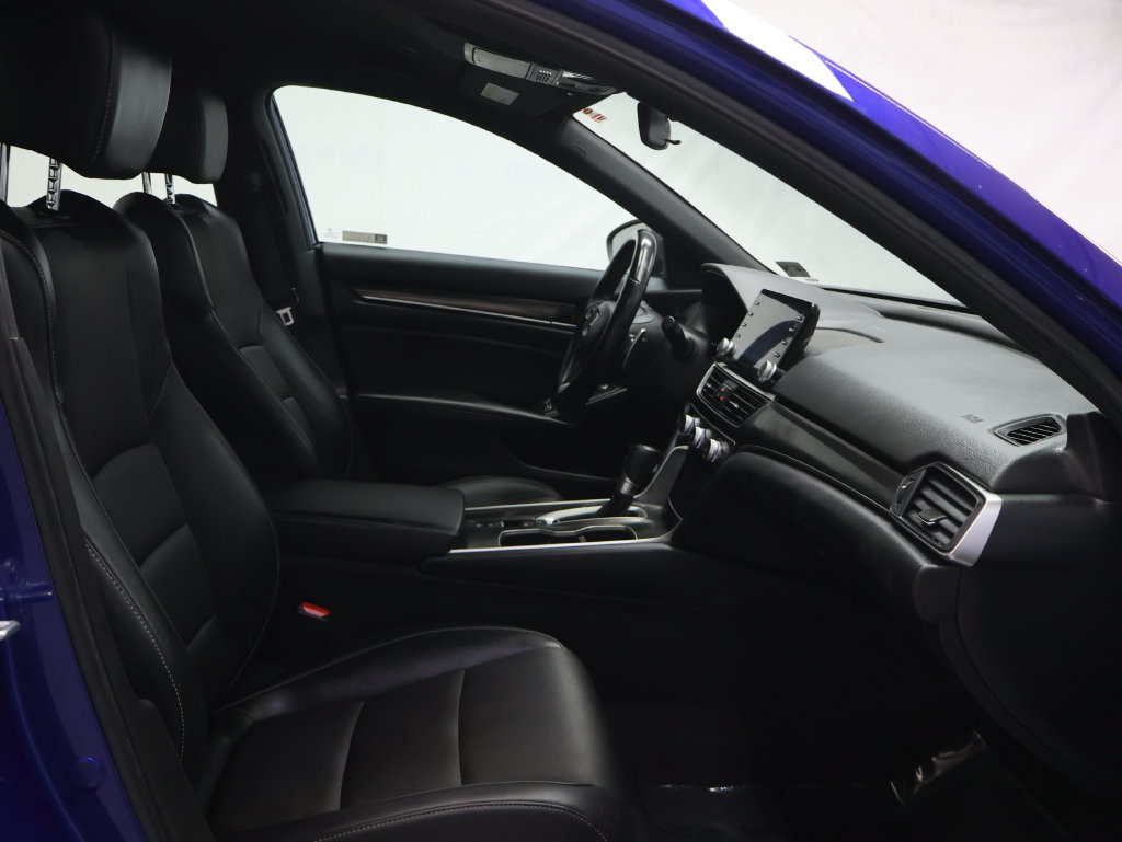 Used 2022 Honda Accord Sport image 9