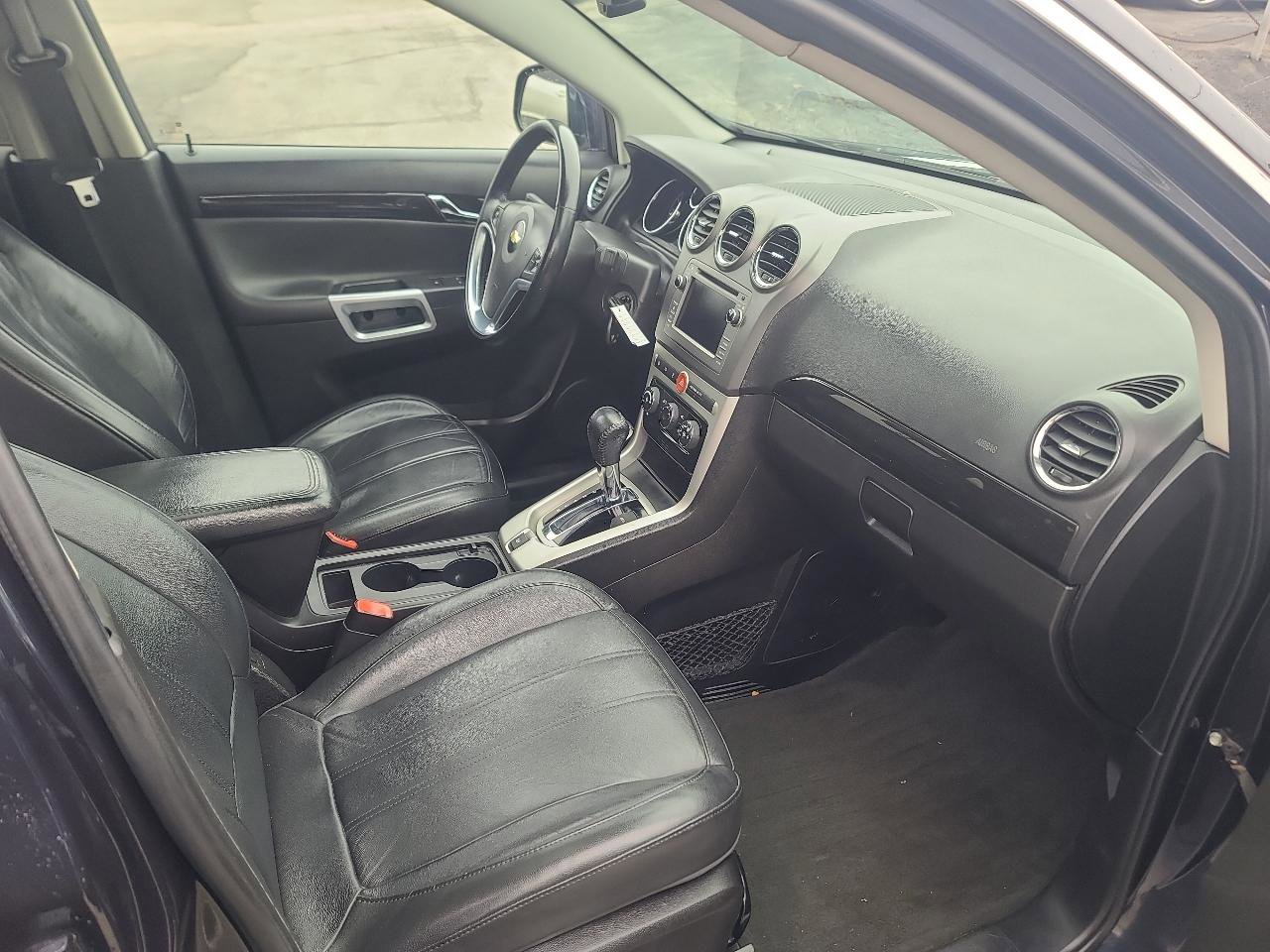 Used 2014 Chevrolet Captiva Sport LT w/ Convenience Package FWD image 14