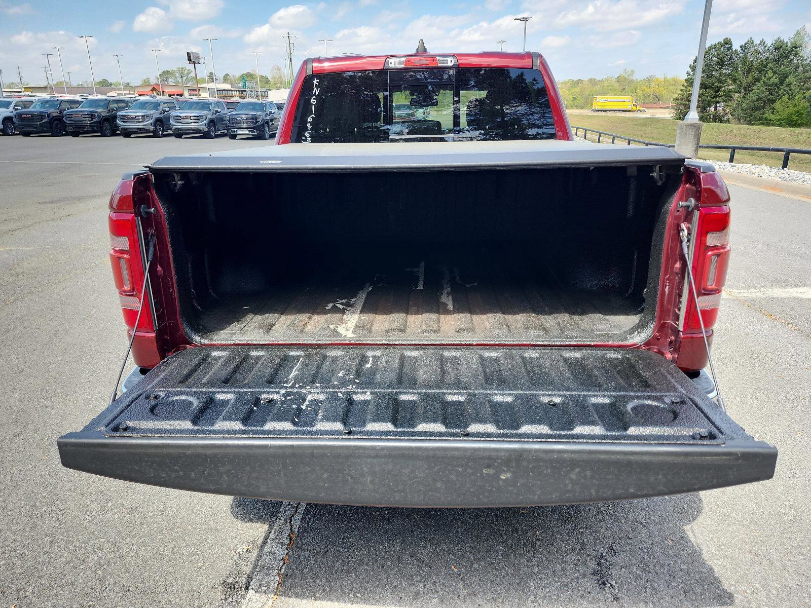 Used 2019 RAM 1500 Laramie image 11