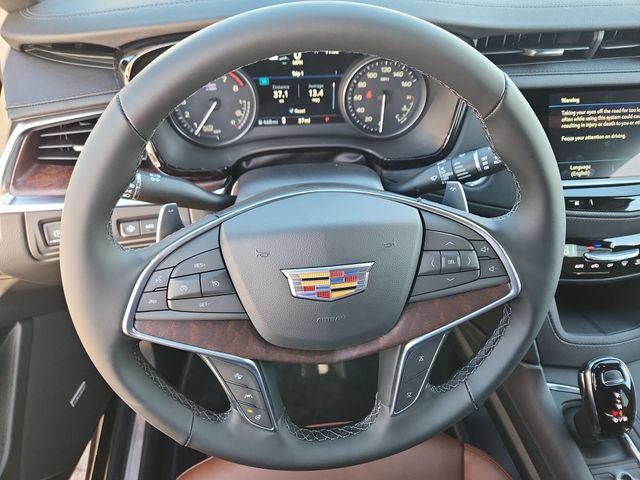 New 2025 Cadillac XT5 Sportv w/ Technology Package AWD/4WD image 13
