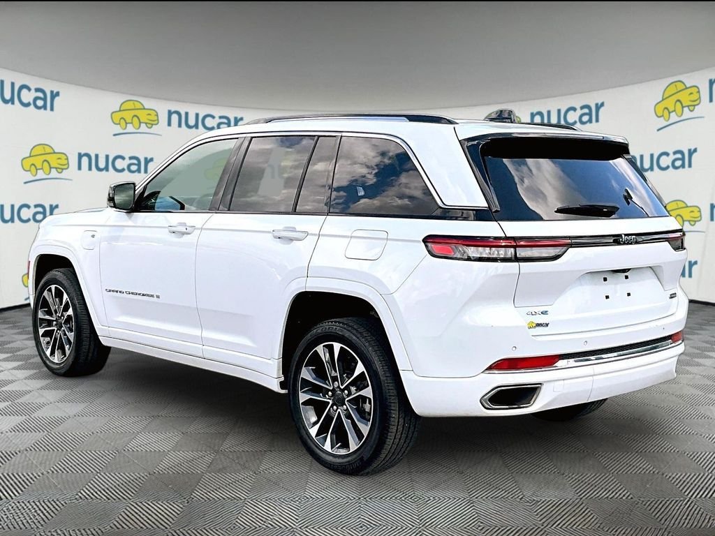 Used 2022 Jeep Grand Cherokee Overland AWD/4WD image 4