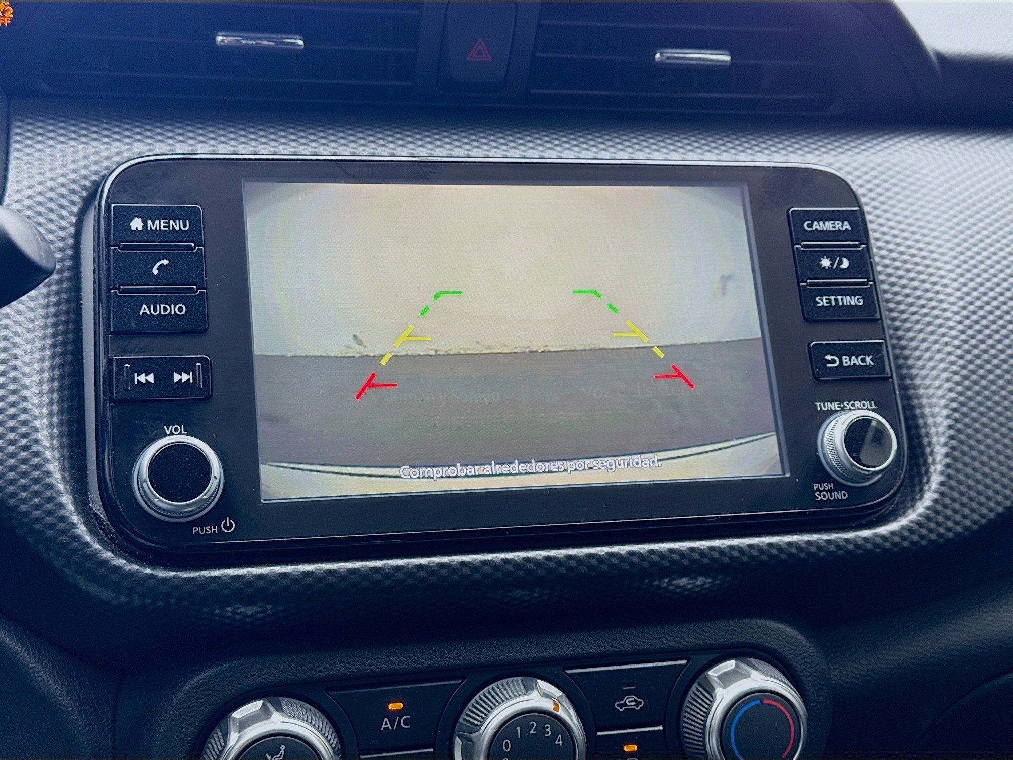 Used 2023 Nissan Kicks SV image 10