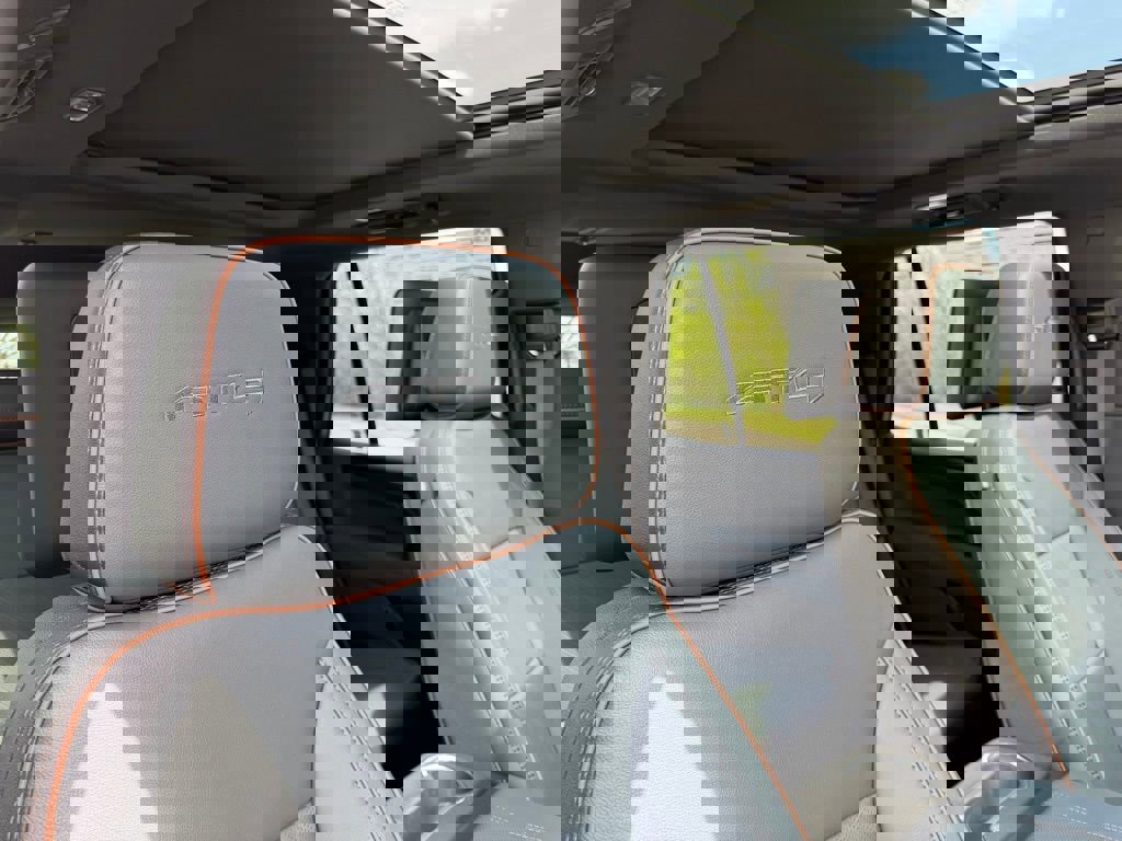 New 2026 GMC Yukon AT4 w/ AT4 Premium Plus Package image 10