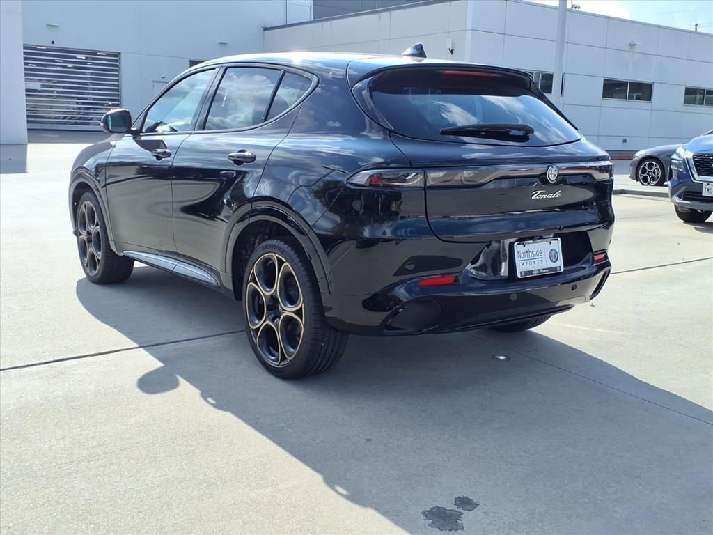 New 2025 Alfa Romeo Tonale AWD/4WD image 9