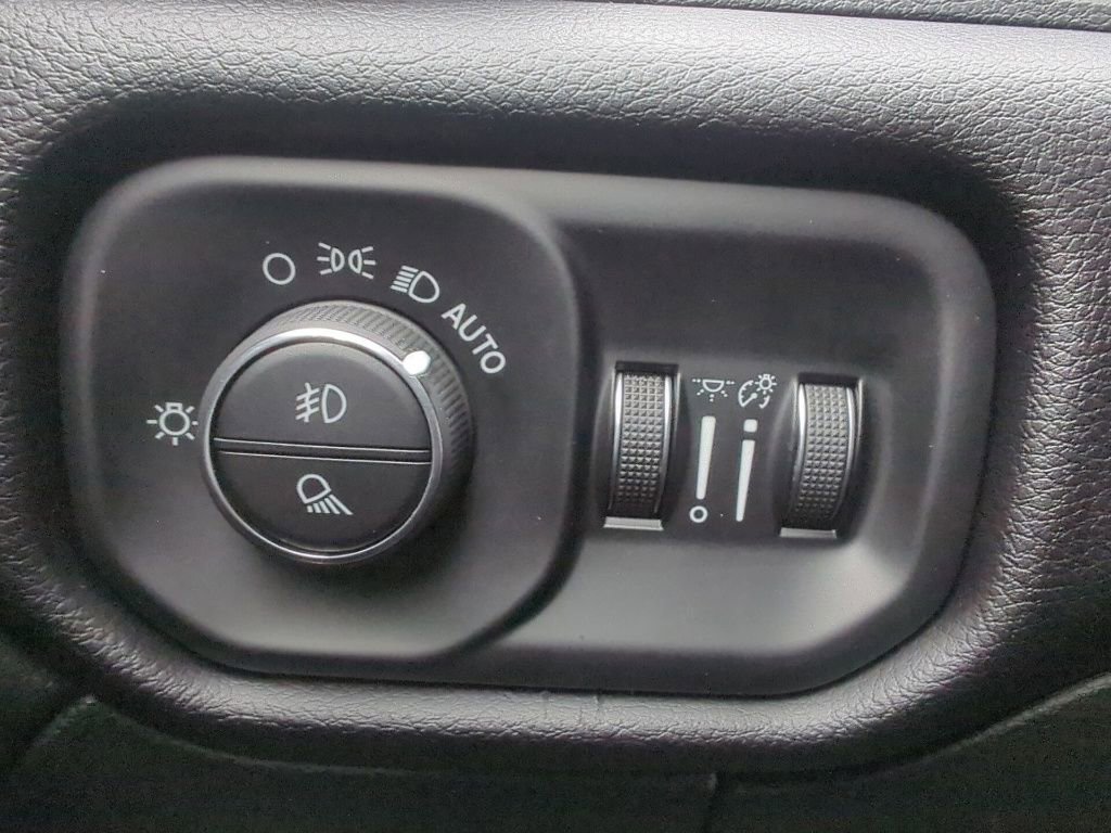 Used 2022 RAM 2500 Laramie w/ Night Edition image 35