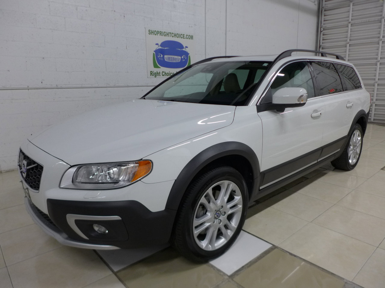 Used 2016 Volvo XC70 T5 Platinum w/ Protection Package image 89
