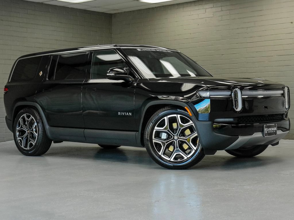 Used 2025 Rivian R1S Adventure