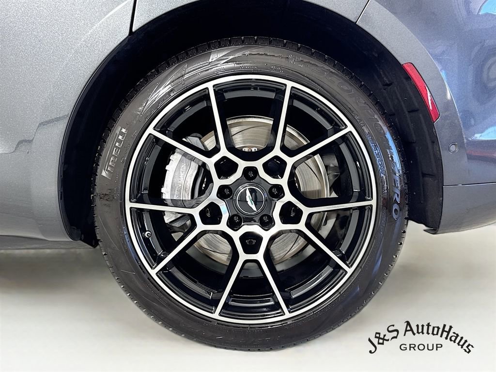 Used 2022 Aston Martin DBX AWD/4WD image 41