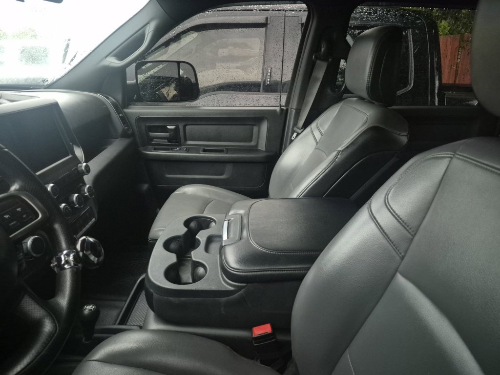 Used 2022 RAM 3500 Tradesman w/ Chrome Appearance Group AWD/4WD image 27