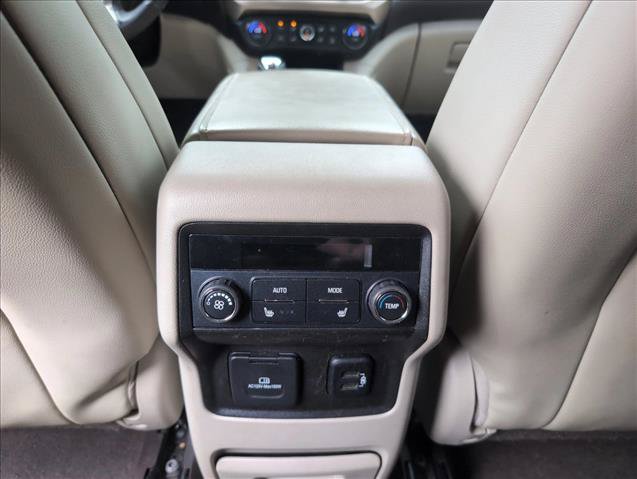 Used 2017 GMC Acadia Denali w/ Technology Package FWD image 19