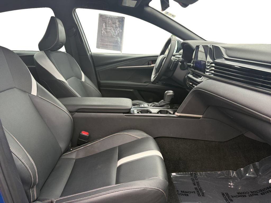 Used 2025 Toyota Camry SE FWD image 17