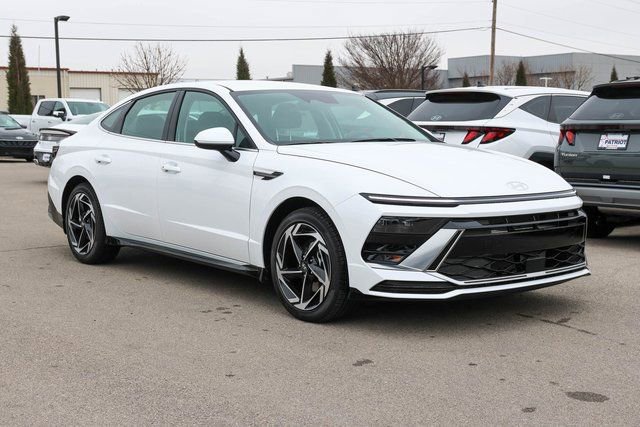 New 2026 Hyundai Sonata SEL image 1