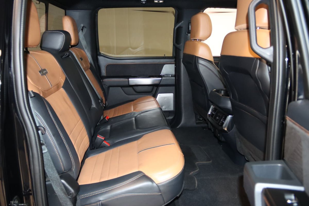 Used 2023 Ford F250 Platinum w/ FX4 Off-Road Package AWD/4WD image 77