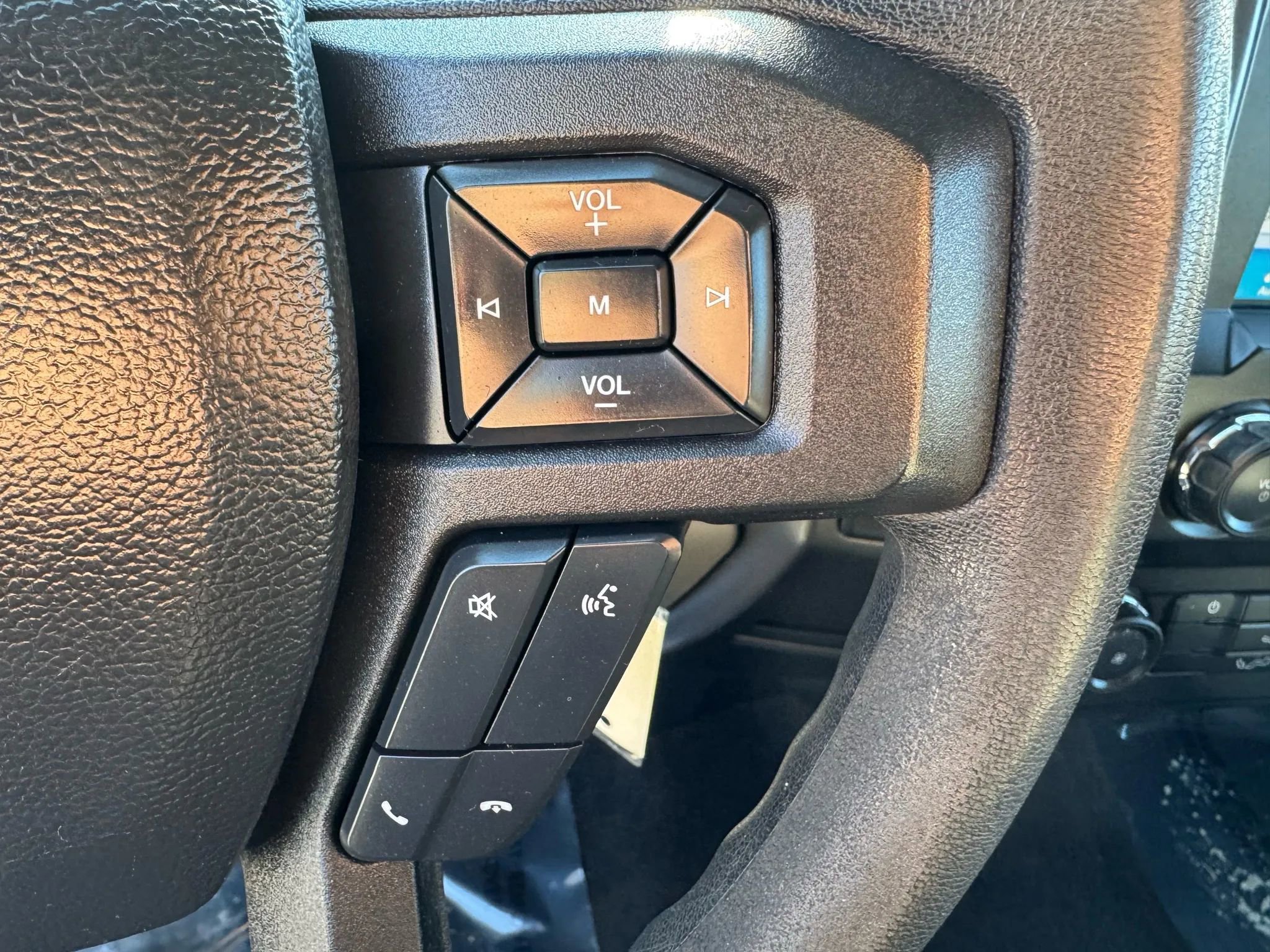 Used 2019 Ford F150 XLT image 16