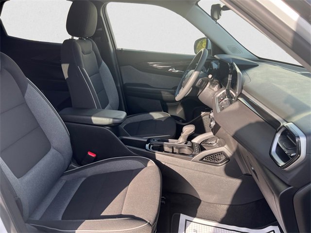 Used 2025 Chevrolet TrailBlazer LT image 15