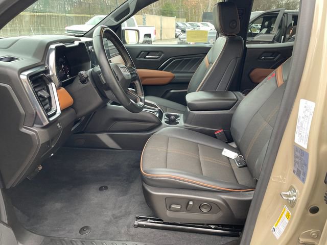 Used 2024 GMC Canyon AT4 w/ Canyon Safety Plus Package image 39