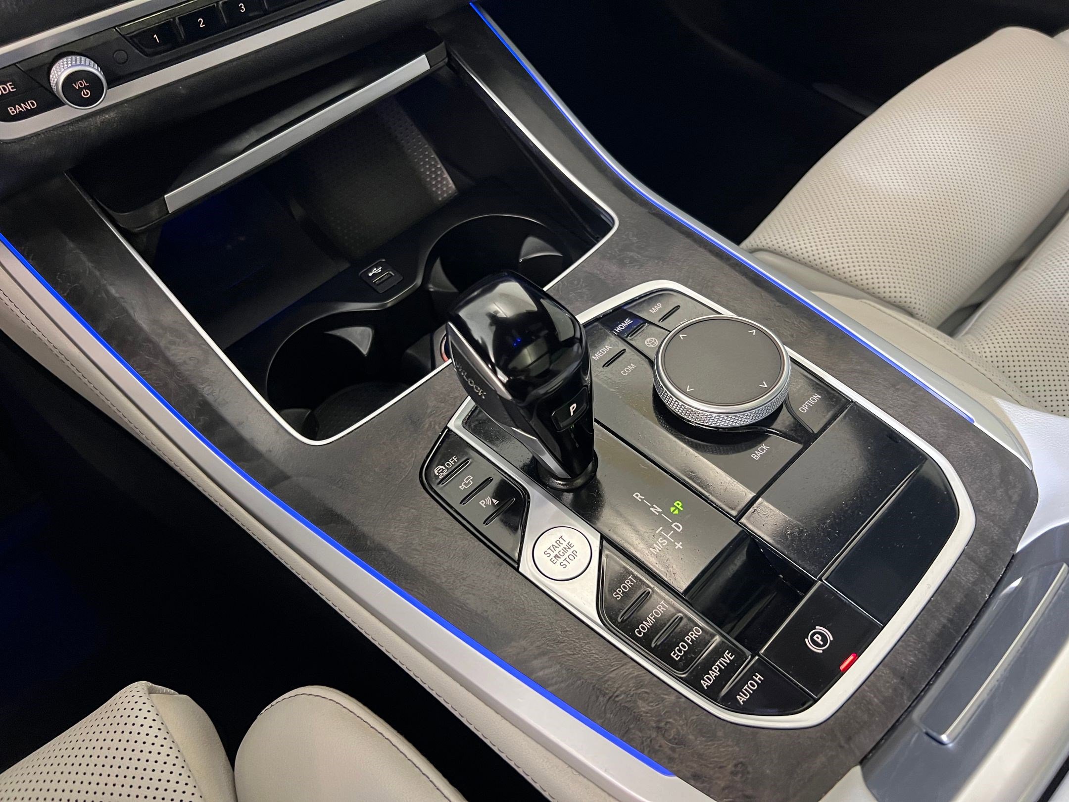 Used 2023 BMW X5 sDrive40i w/ Parking Assistance Package image 17