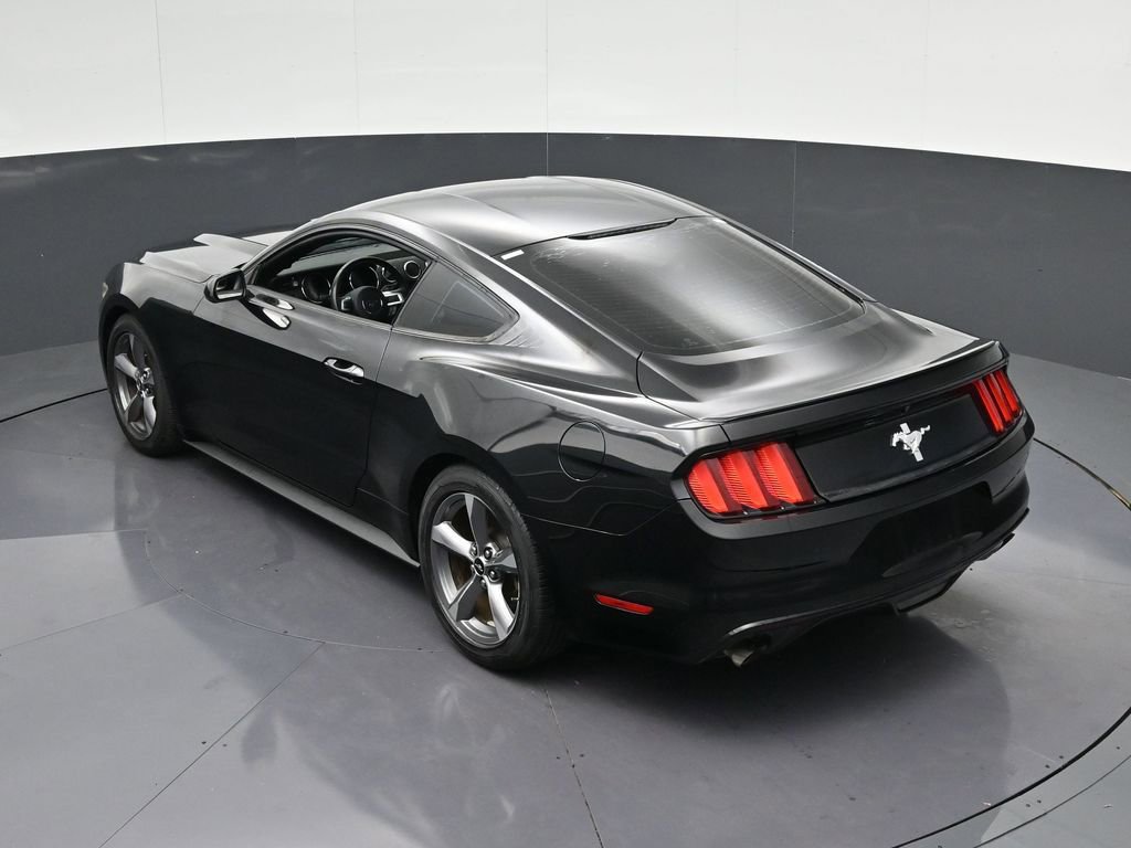 Used 2016 Ford Mustang Coupe w/ Equipment Group 051A RWD image 22