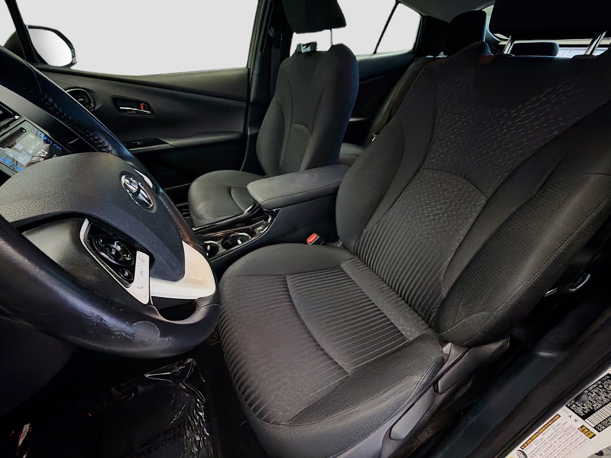 Used 2017 Toyota Prius Three w/ Carpet Mat Package image 11