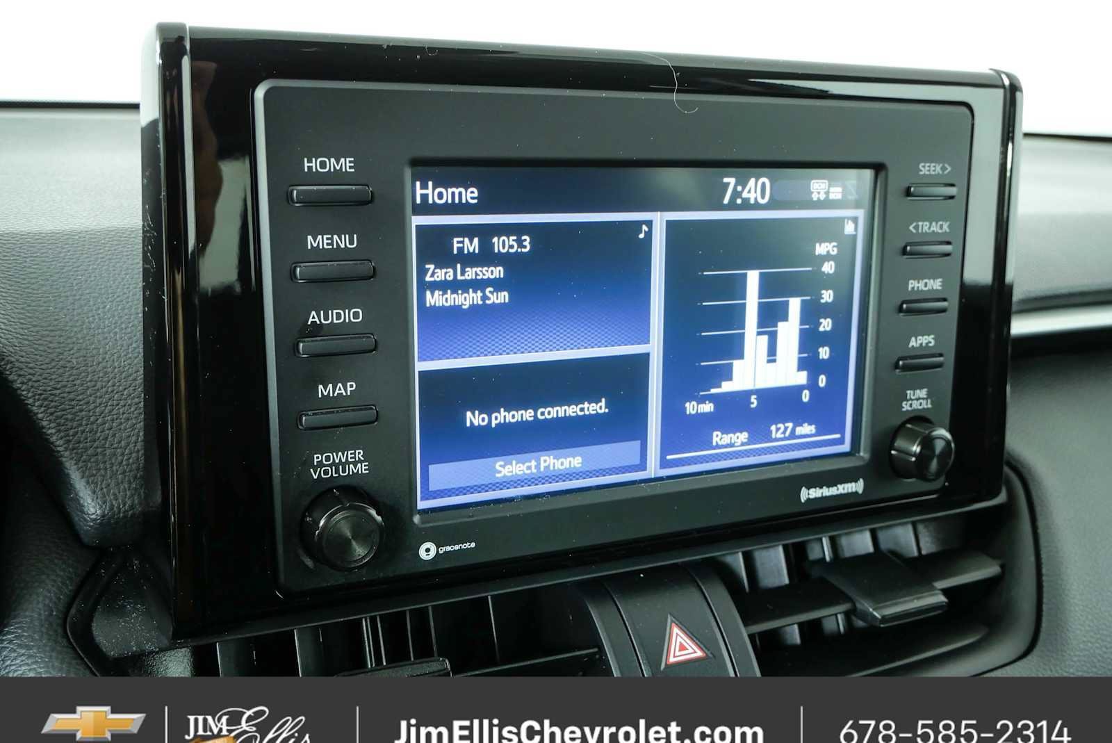 Used 2022 Toyota RAV4 LE FWD image 13