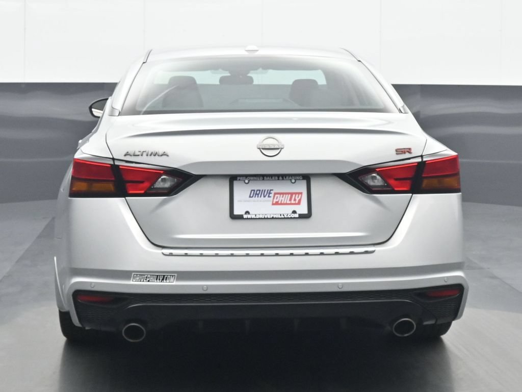 Used 2023 Nissan Altima 2.5 SR FWD image 5