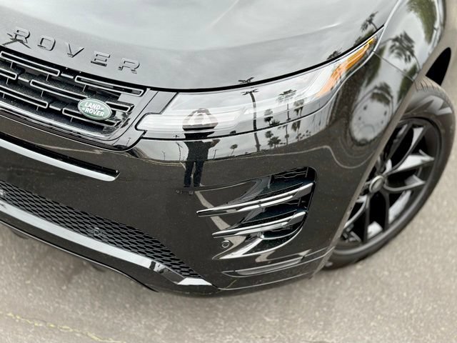 New 2026 Land Rover Range Rover Evoque Dynamic SE AWD/4WD image 3