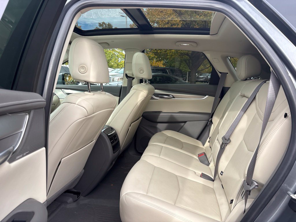 Used 2021 Cadillac XT5 Premium Luxury AWD/4WD image 18