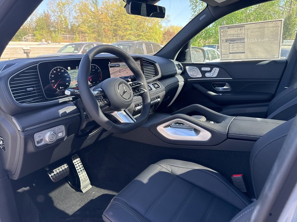 New 2025 Mercedes-Benz GLS 580 4MATIC image 14