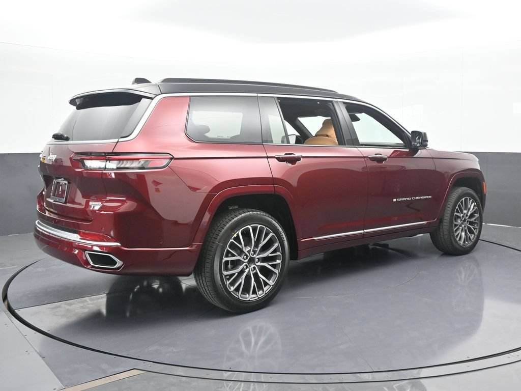 New 2025 Jeep Grand Cherokee L Summit AWD/4WD image 6