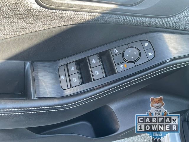 Used 2023 Nissan Rogue SV image 11