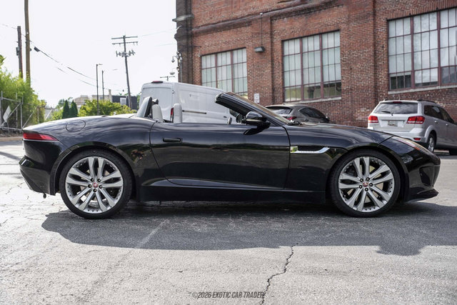 Used 2015 Jaguar F-TYPE S RWD image 9