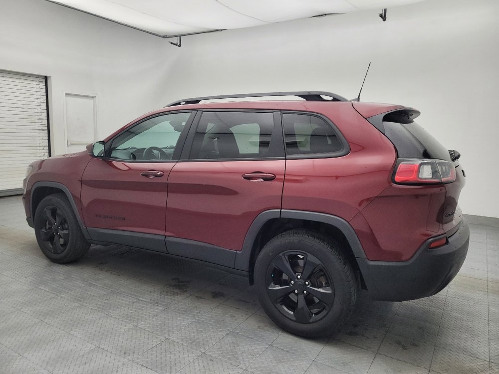 Used 2020 Jeep Cherokee Latitude Plus image 3