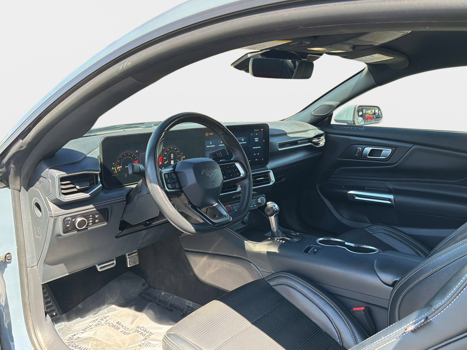 Used 2025 Ford Mustang GT Premium image 33