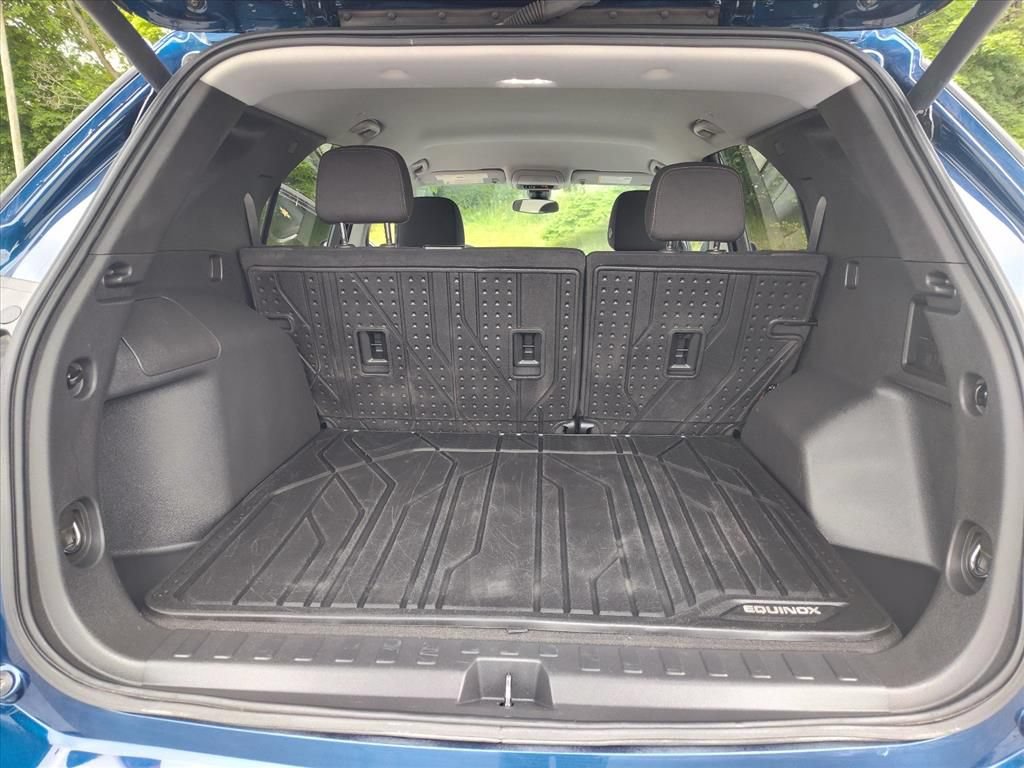 Used 2023 Chevrolet Equinox LT FWD image 10