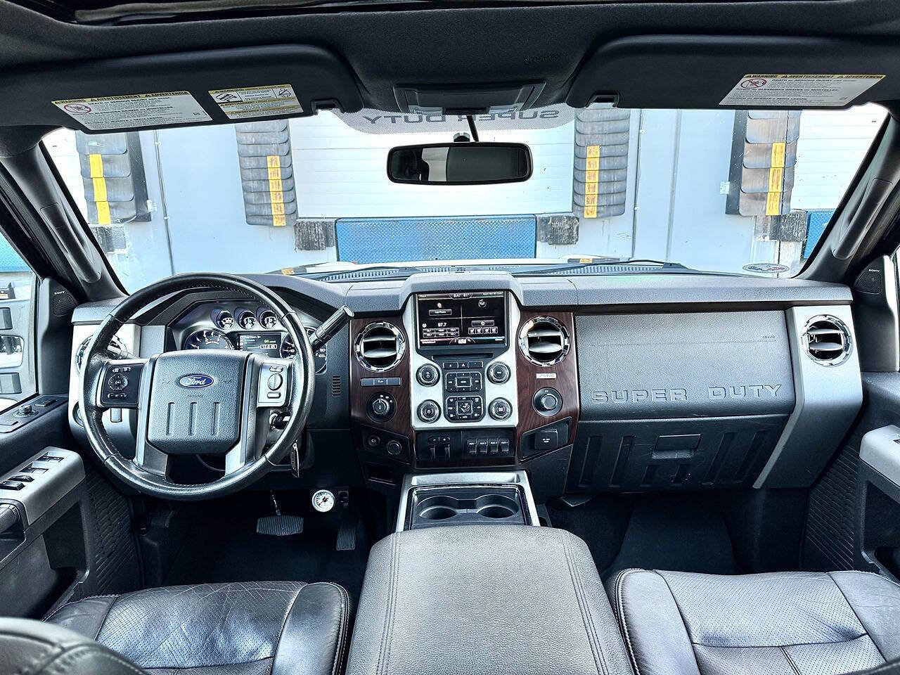 Used 2016 Ford F250 Lariat w/ Lariat Ultimate Package AWD/4WD image 38