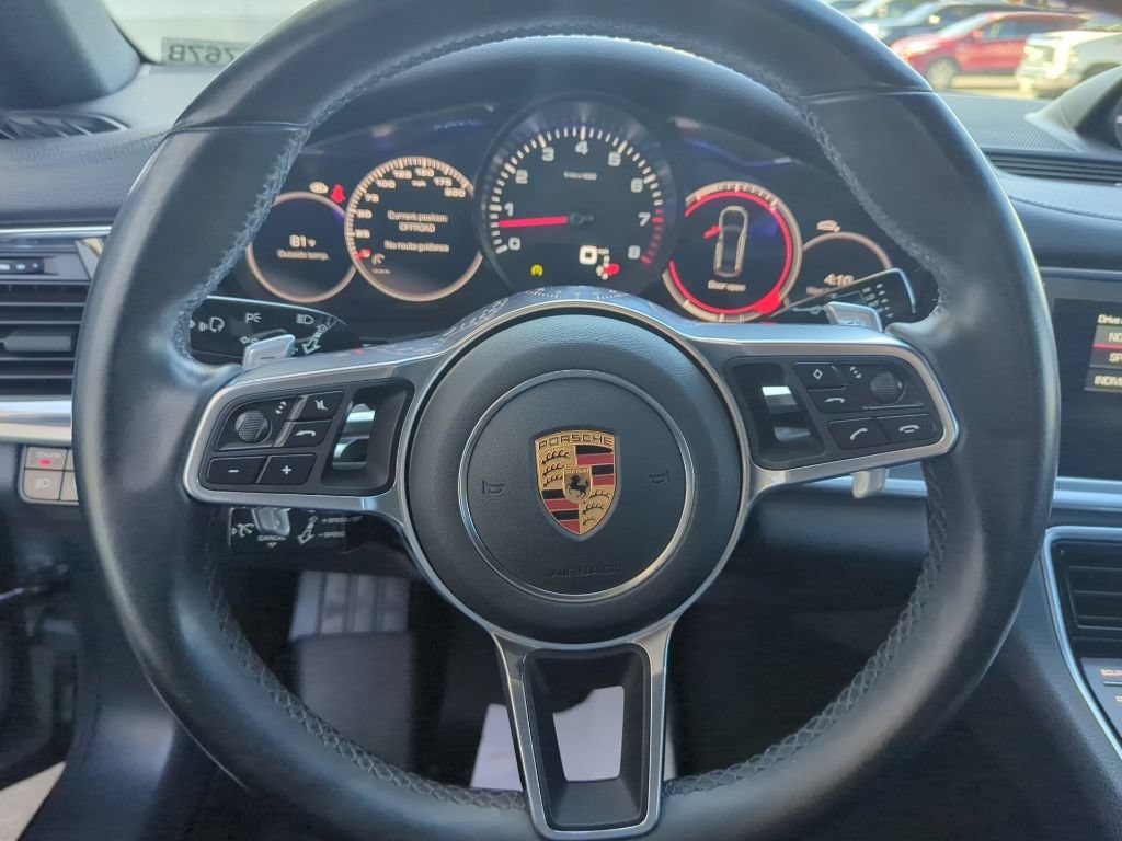 Used 2017 Porsche Panamera 4 AWD/4WD image 19
