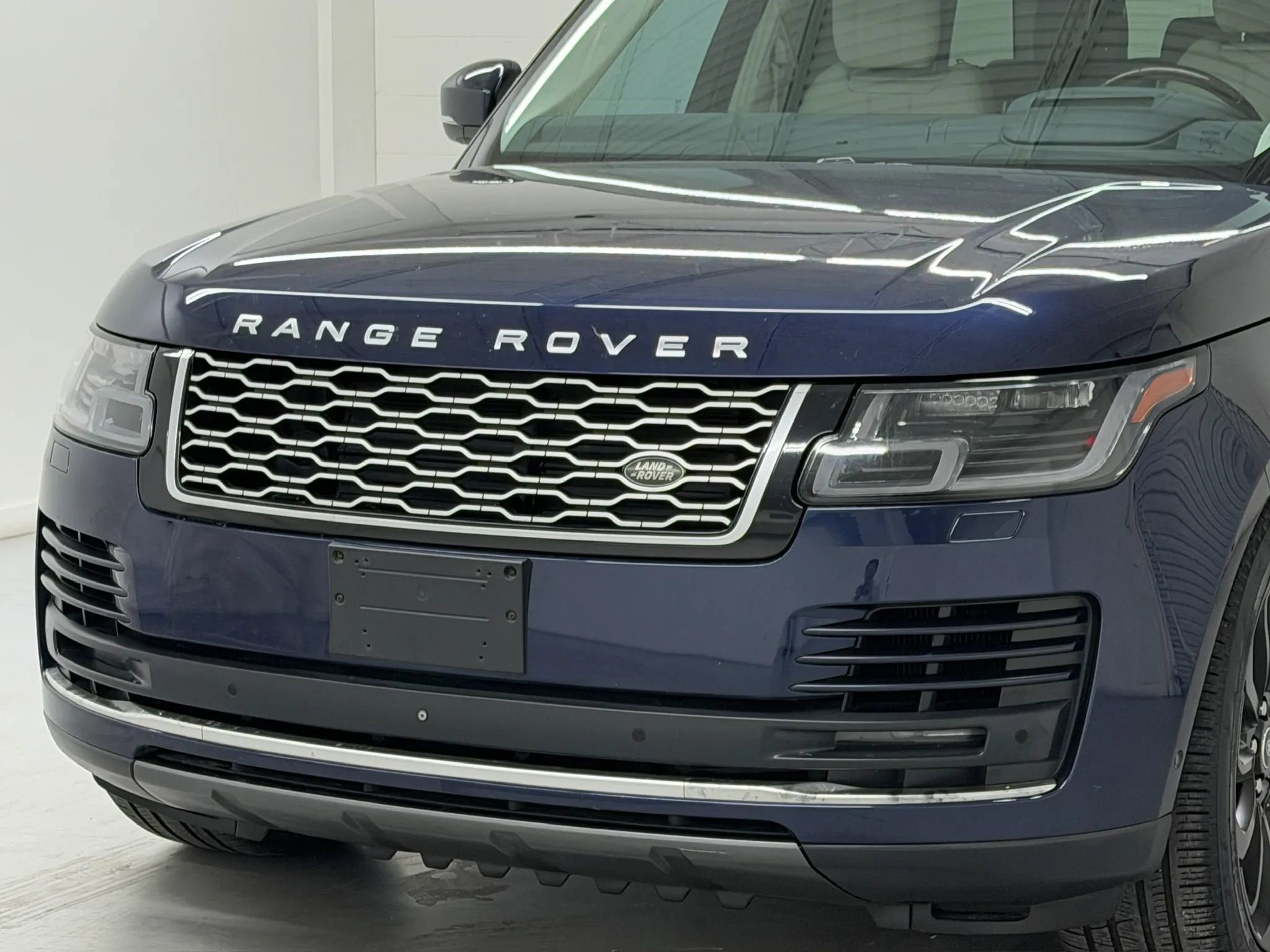 Used 2019 Land Rover Range Rover Long Wheelbase Supercharged AWD/4WD image 44