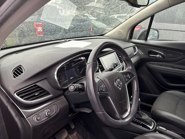 Used 2021 Buick Encore Preferred w/ Safety Package II AWD/4WD image 8