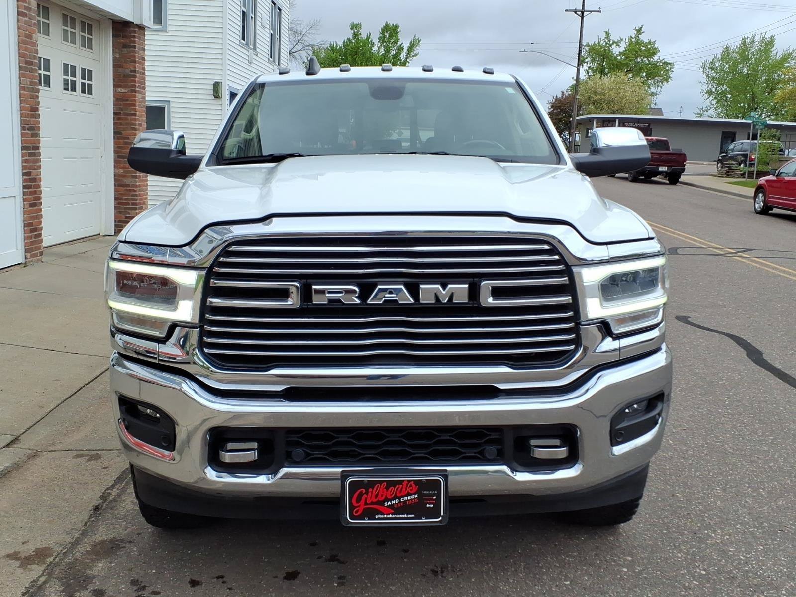 Used 2022 RAM 3500 Laramie AWD/4WD image 3