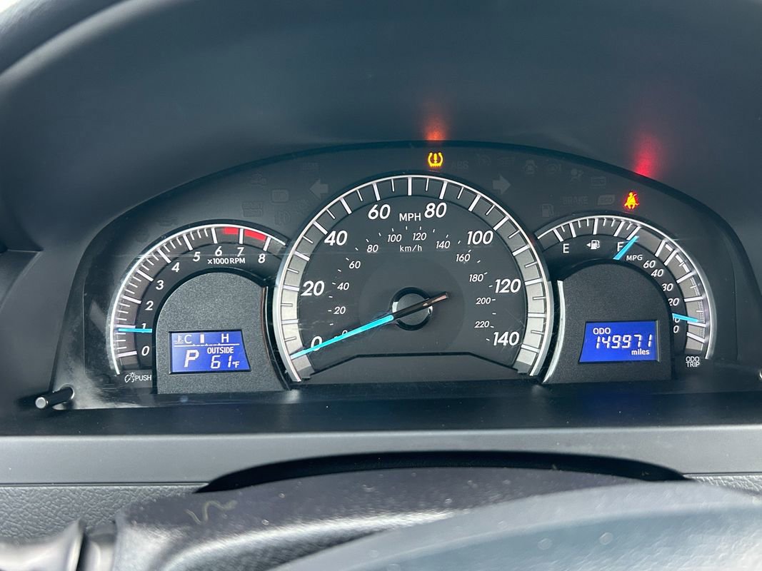 Used 2013 Toyota Camry SE w/ Preferred Accessory Pkg FWD image 20
