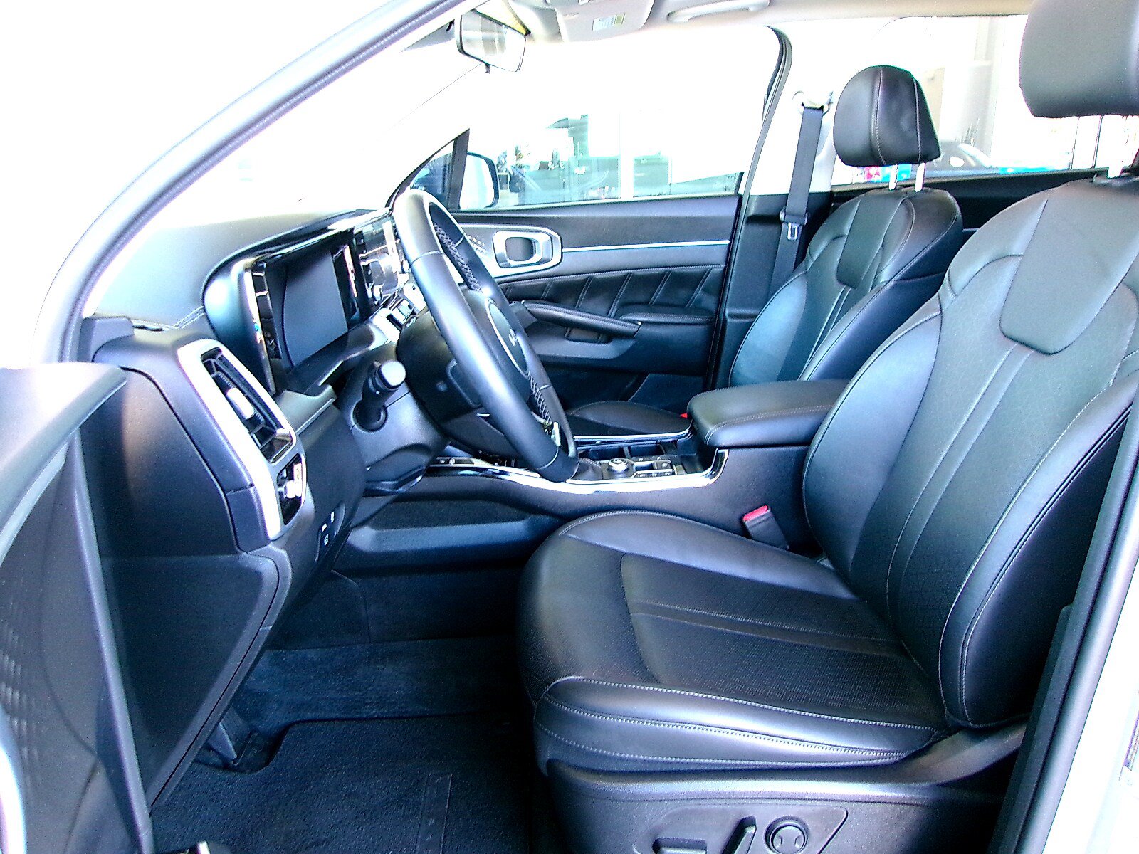Used 2022 Kia Sorento SX FWD image 13