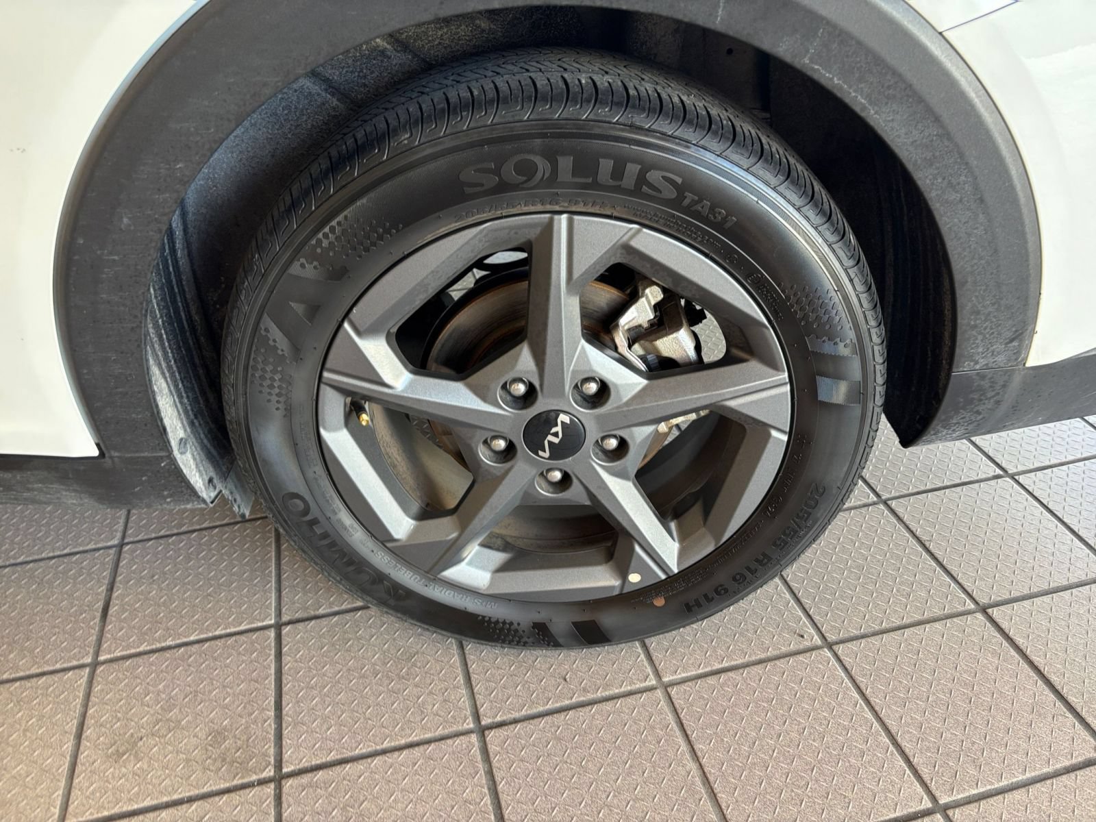 Used 2025 Kia K4 FWD image 28