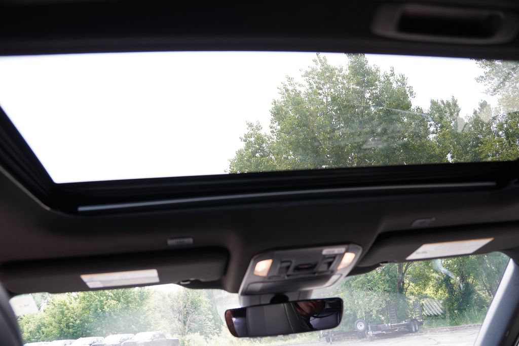 Used 2025 Toyota Highlander XSE AWD/4WD image 20