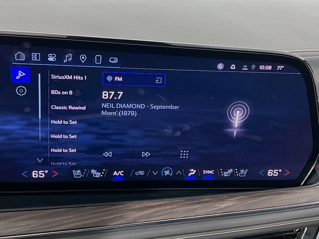 New 2025 Chevrolet Suburban Premier image 15