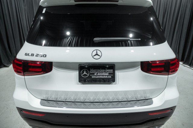 Certified 2026 Mercedes-Benz GLB 250 image 6
