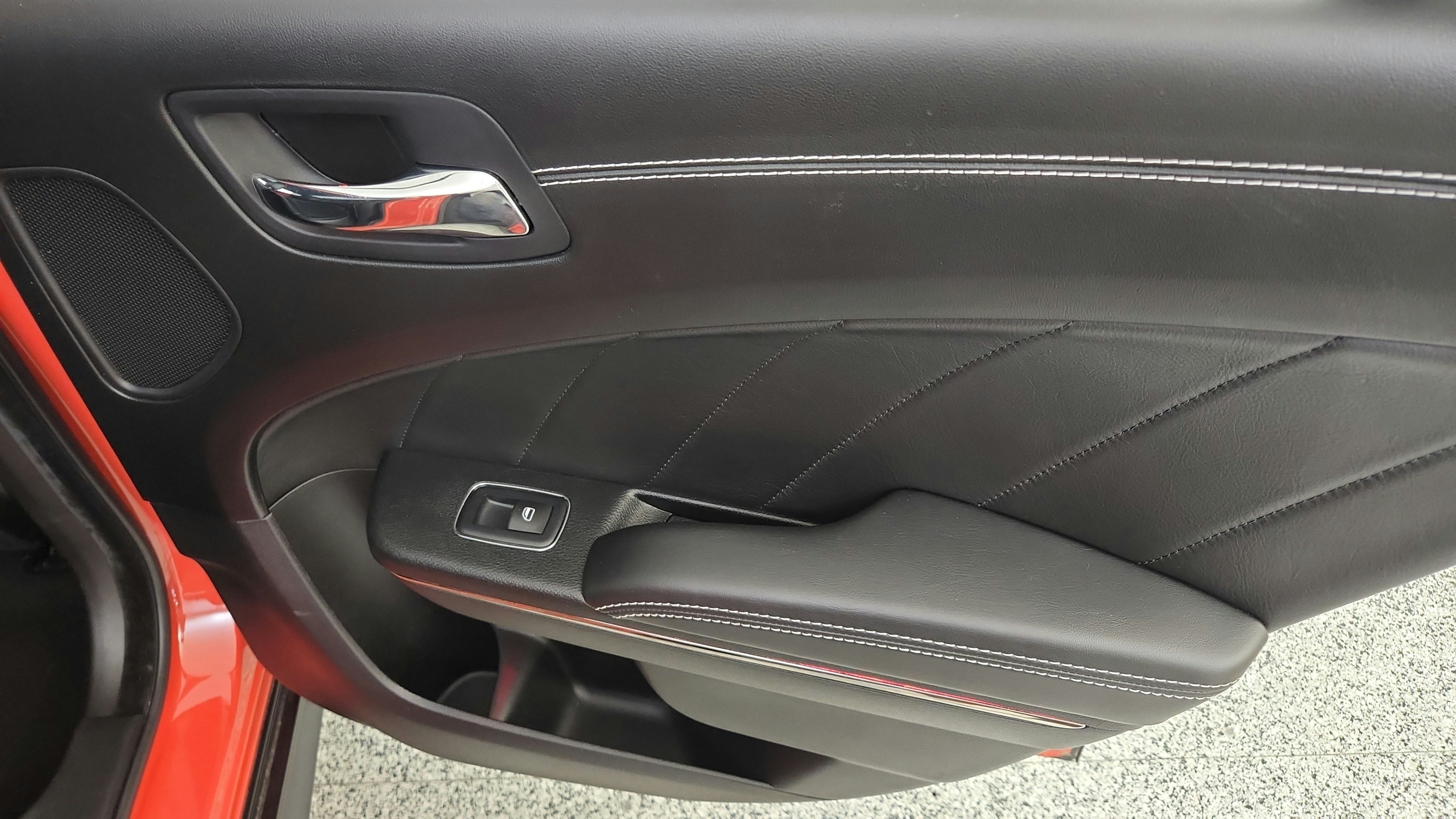 Used 2022 Dodge Charger SRT Hellcat RWD image 32