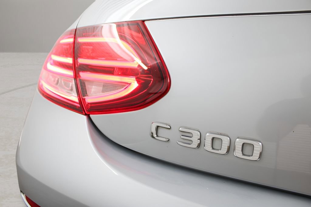 Used 2022 Mercedes-Benz C 300 Coupe image 24