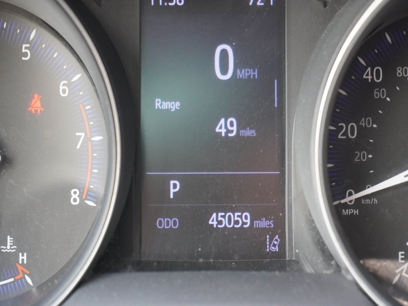Used 2020 Toyota C-HR XLE FWD image 22