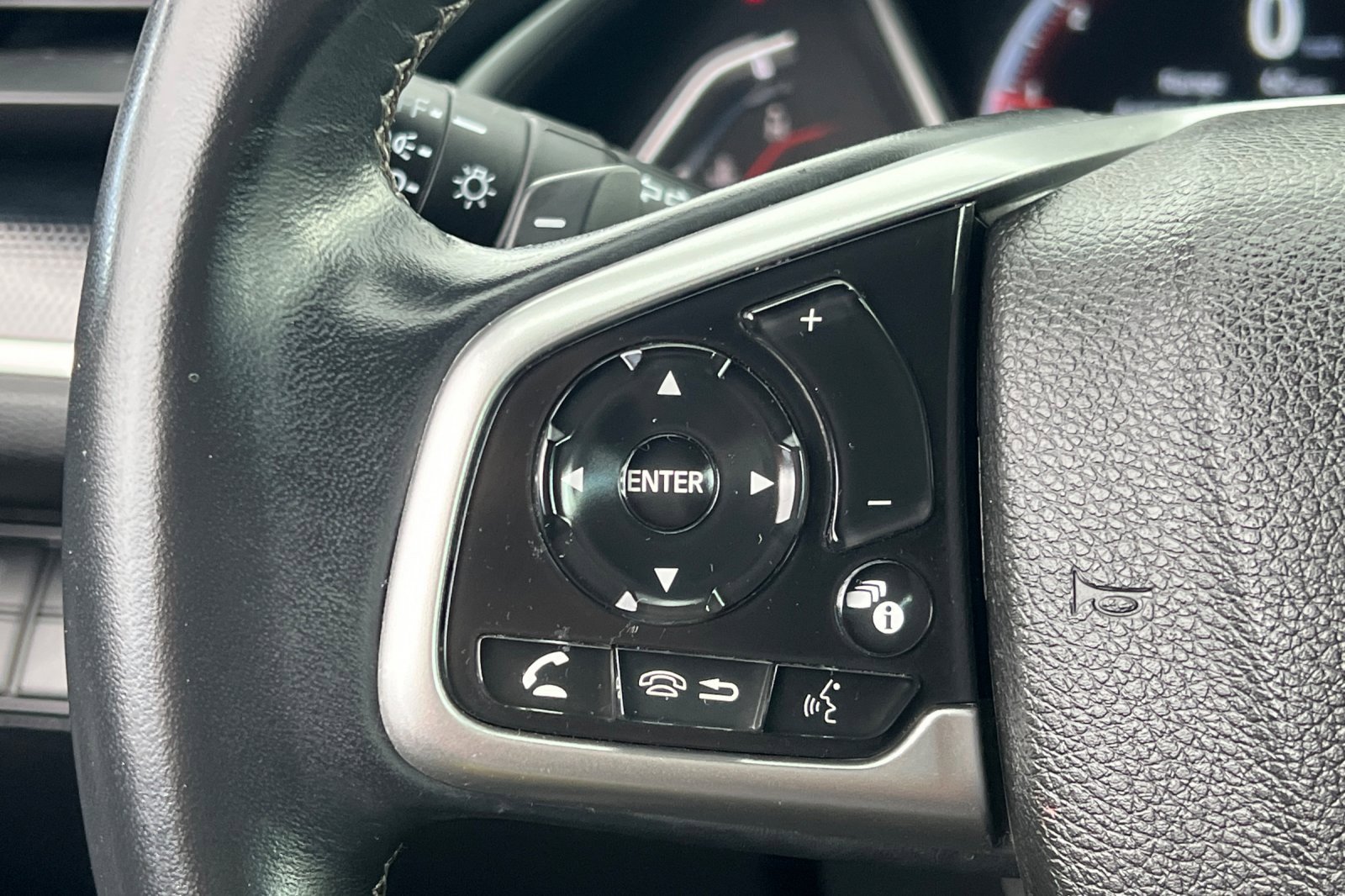 Used 2019 Honda Civic Sport image 25