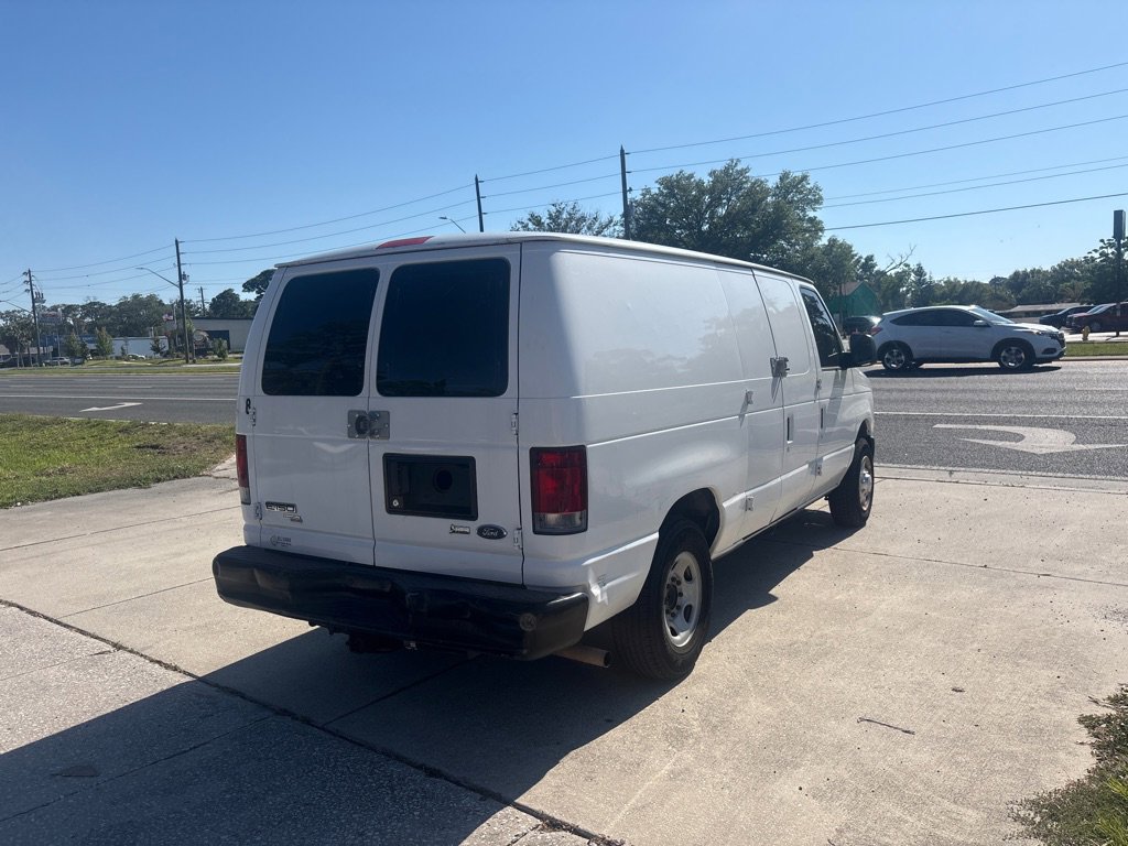 Used 2011 Ford E-150 and Econoline 150 w/ Commercial Cargo Van Pkg RWD image 3